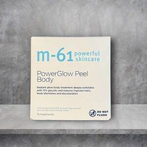 106. m-61 Powerful Skincare PowerGlow Peel Body- exfoliating body treatment